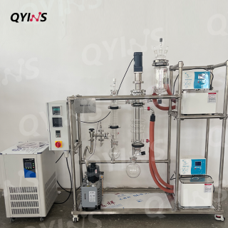 80B維生素ABE香料濃縮提取脂肪酸酰胺精細化工多級提純玻璃薄膜蒸發(fā)器